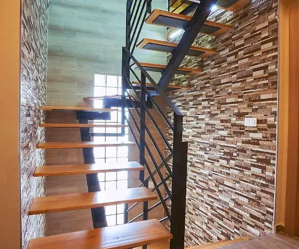 Nueve Domek alpejski *